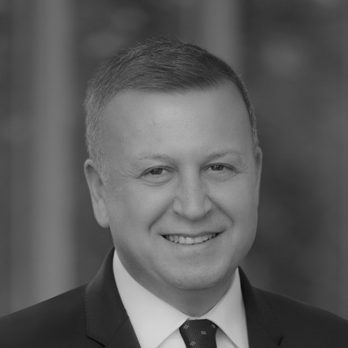 İlker Kuruöz
